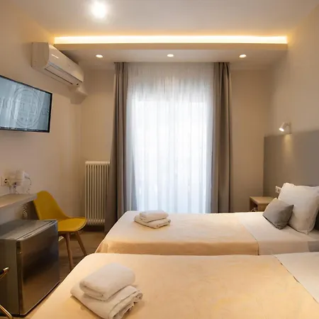 Kaikis Hotel 3*