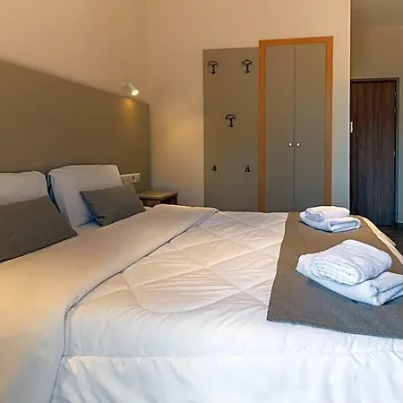 Kaikis Hotel 3*